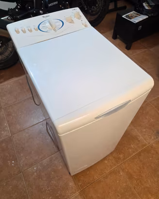 Lavatrice Whirlpool Slim