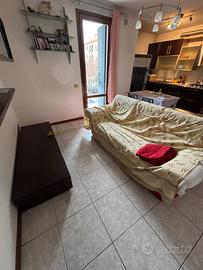 Divano 230 cm x 90 cm