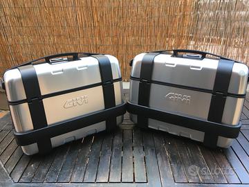 Valige laterali Givi 46 lt