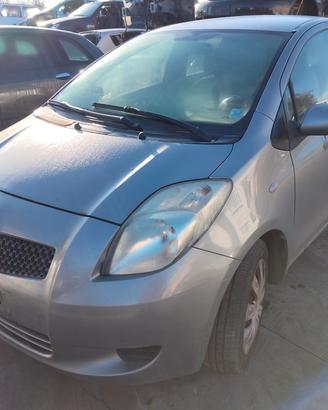 Ricambi TOYOTA YARIS 1.0 benzina anno 2007