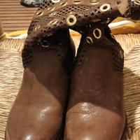 stivaletti in pelle marrone