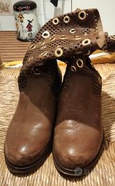 stivaletti in pelle marrone