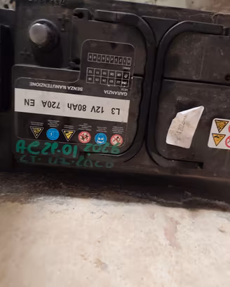 2 BATTERIE DA 80 AH