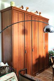 Armadio 5 ante + 2 letti singoli + comodino