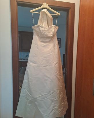 Abito da sposa color champagne
