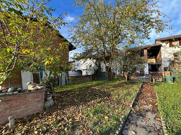 CASA SEMINDIPENDENTE A CUNICO