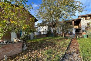 CASA SEMINDIPENDENTE A CUNICO