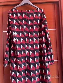 Vestitino da donna modello stretto