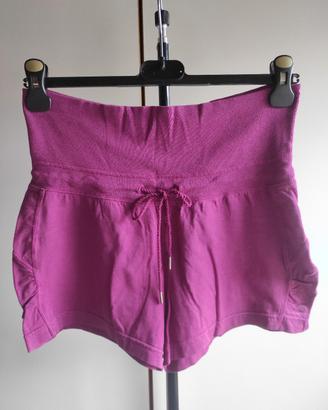 Pantaloncini sportivi con fascia elasticizzata 