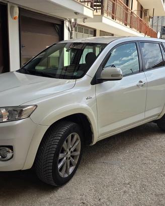 RAV4 - 2.2 - D-4D   "PERFETTA"