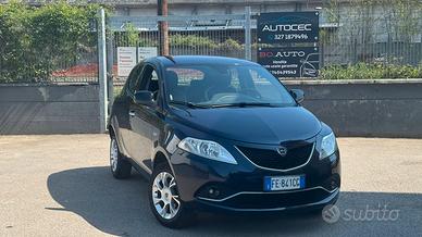 Lancia Ypsilon 0.9 TwinAir 85 CV 5 porte Metano Ec