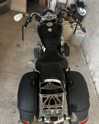Yamaha xvs 1300A. 2009