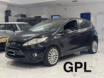 Ford Fiesta GPL Titanium NEOP. Regenered Car