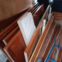 Porte interne con vetro in legno