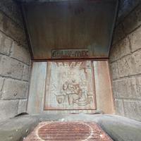 Caminetto da interno prefabbricato da rivestire