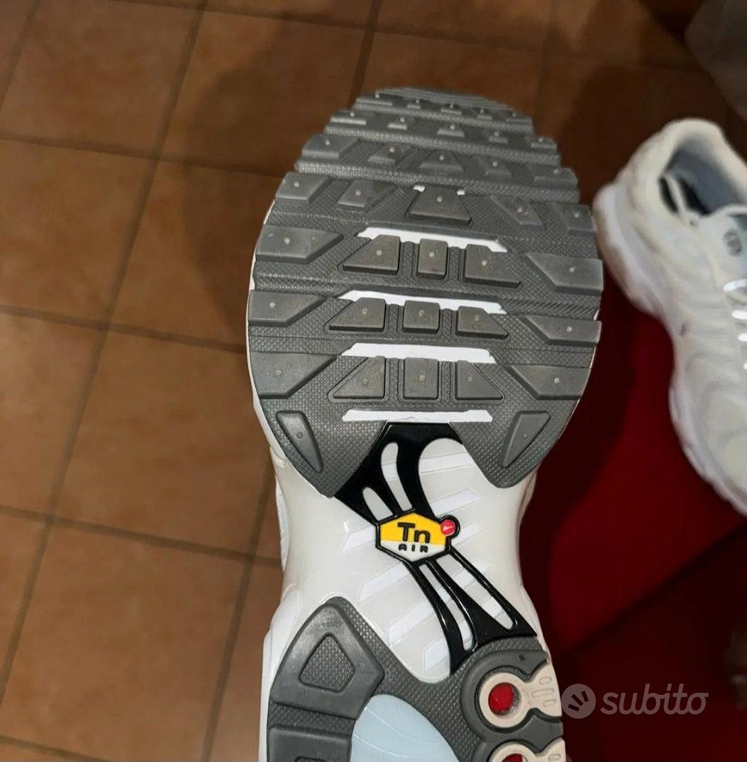 Scarpe Nike TN bianche 43 - Abbigliamento e Accessori In vendita a Monza e  della Brianza