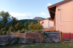 Particolare casa in collina