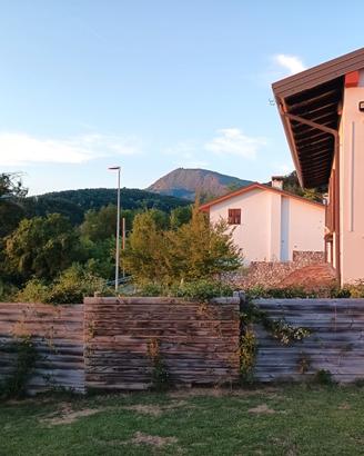 Particolare casa in collina