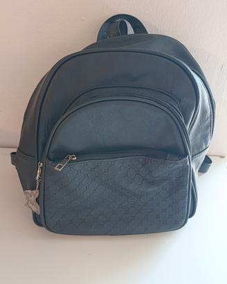 zaino donna in finta pelle nero 