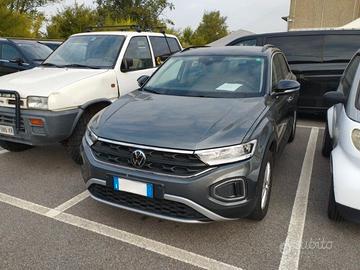 Volkswagen T-Roc 1.5 TSI ACT DSG Life 110 Kw