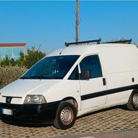 Peugeot Expert 1.9 diesel 3posti PERMUTE