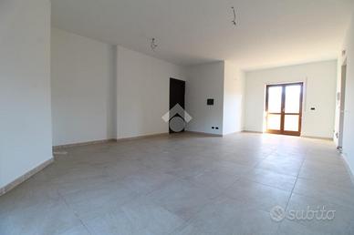 4 LOCALI A MONTALTO UFFUGO