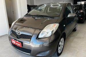 Toyota Yaris 1.0 3 porte