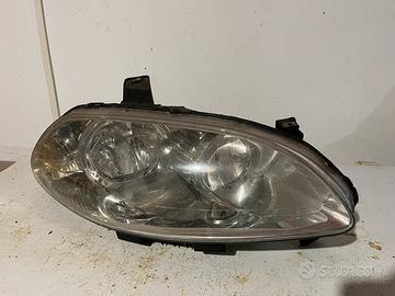Faro Anteriore Dx Fiat Croma 2006