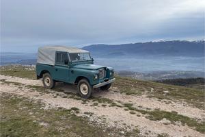 Land rover series 3