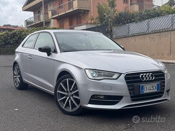 Audi A3 1.6 TDI 105cv Ambition