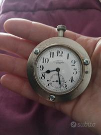 antico orologio da cruscotto 