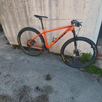 KTM Myroon Elite
