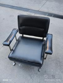 poltrona pelle schitolli Mantova modernariato 