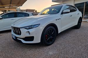 Maserati Levante V6 Diesel 275 CV AWD Granlusso