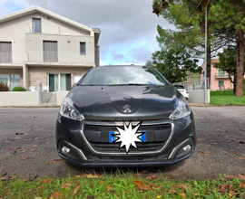 Peugeot 208 Pure Tech 1.2 benzina