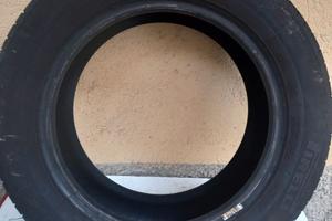 3 Pneumatici Pirelli 195/60 R15 + 2 cerchi KFZ