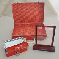 Coca Cola Set di 3 gadget valigetta astuccio menu