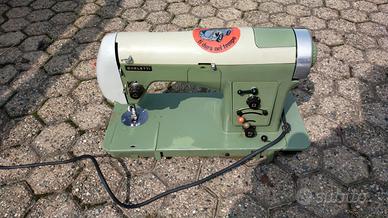 Macchina da cucire Borletti 1102 Superautomatica