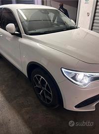 Stelvio 210cv aut full valuto permuta