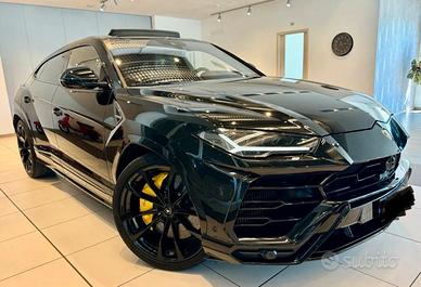 Larmborghini Urus 4.0 Tetto bang e olufsen 3D