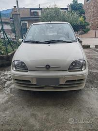 Fiat 600 2010