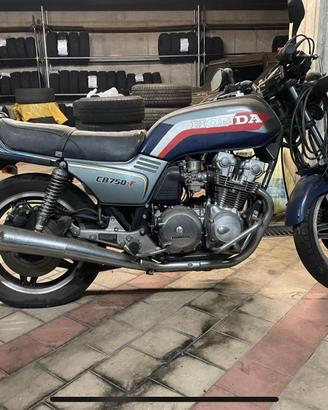 RICAMBI Honda CB750F 1981