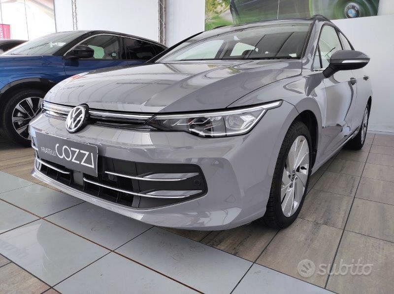 Volkswagen Golf 2024 photo 2