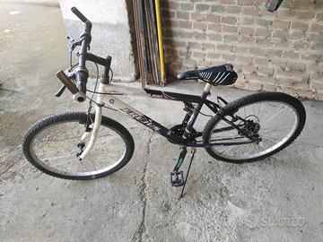 Bicicletta sportiva ragazzo