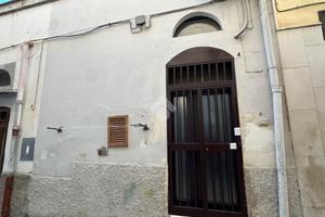 CASA INDIPENDENTE A CANOSA DI PUGLIA