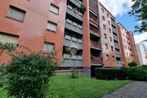 2 LOCALI A MILANO