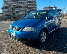 Volkswagen Touran 2005 in perfette condizioni