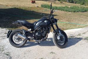 Moto Benelli Leoncino 500