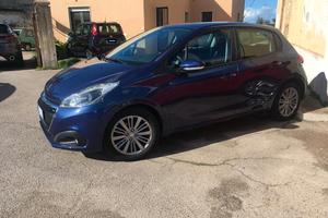 Peugeot 208 BlueHDi 75 5 porte Allure
