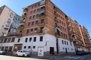 3 LOCALI A MONCALIERI